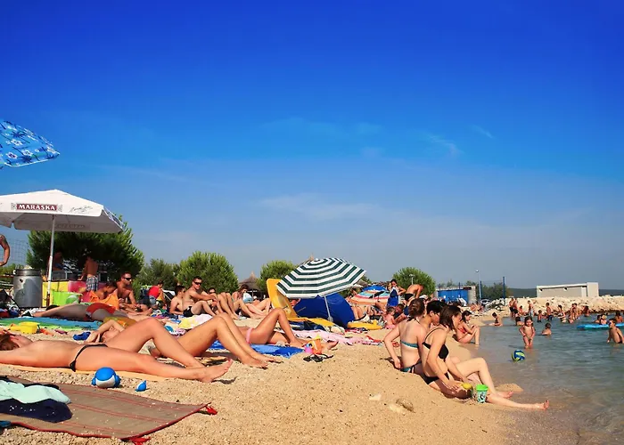 Strandnahes Haus Lolinka Mit Schattiger Terrasse By Interhome *
