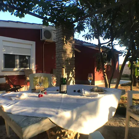 Prázdninový dům Strandnahes Haus Lolinka Mit Schattiger Terrasse By Interhome *